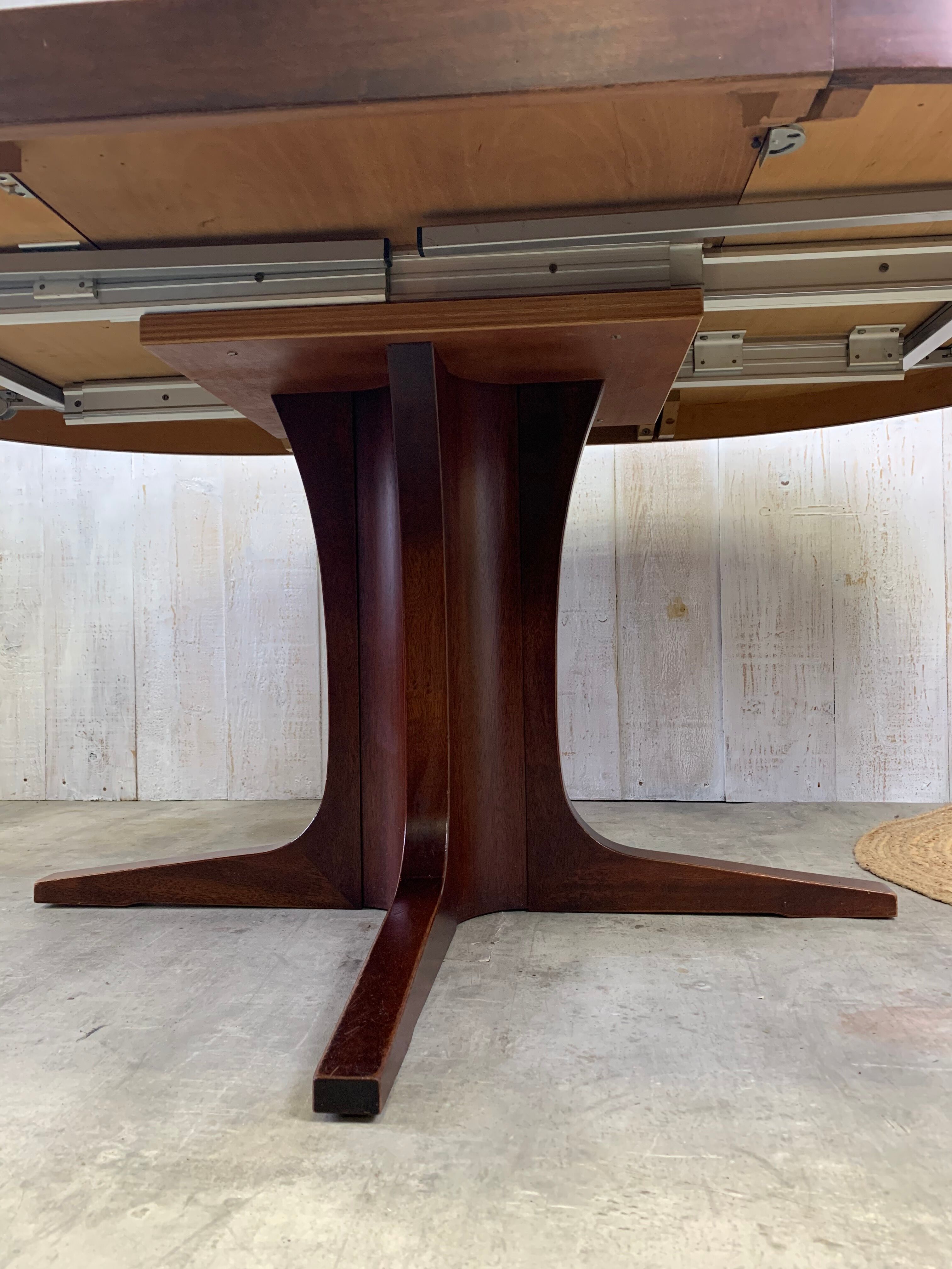 Expandable roundtable xxl