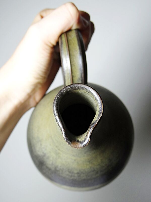 Pichet/cruche poire en grès émaillé vintage années 1960-1970