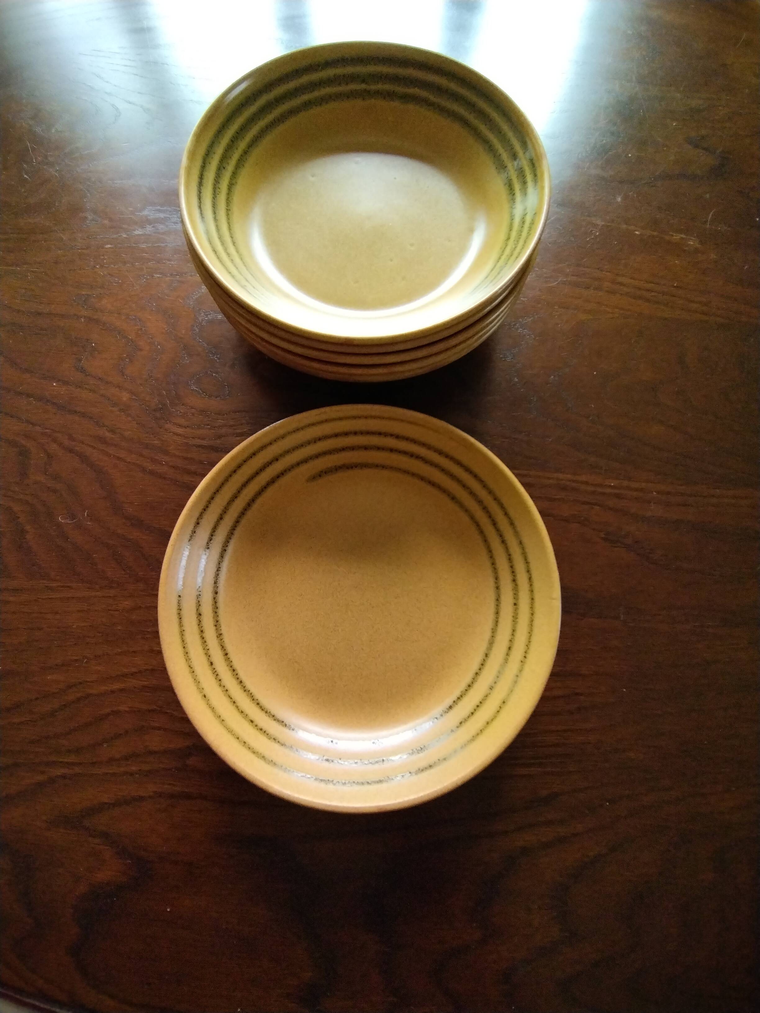 6 Sarreguemines “Chaumière” soup plates