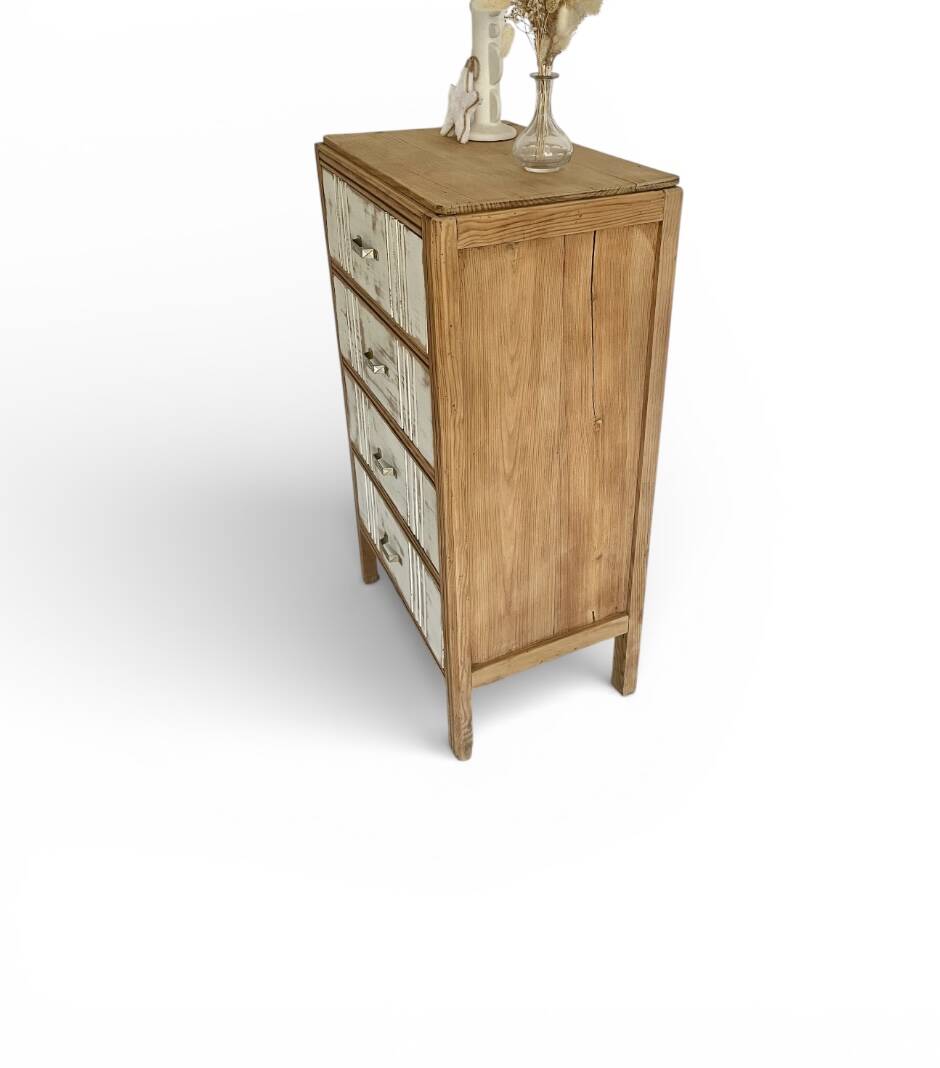 Set of occasional furniture