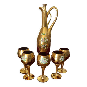 Verres et carafon murano
