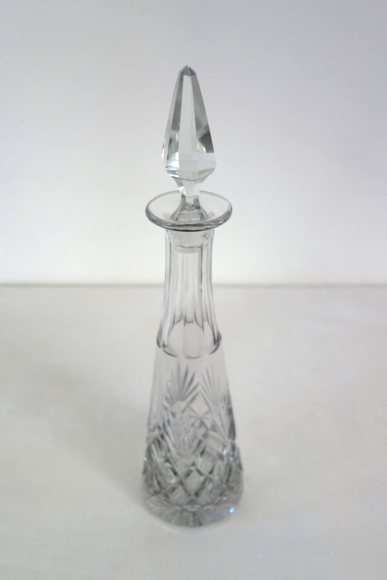 Old Saint Louis crystal decanter, Massenet model n°10
