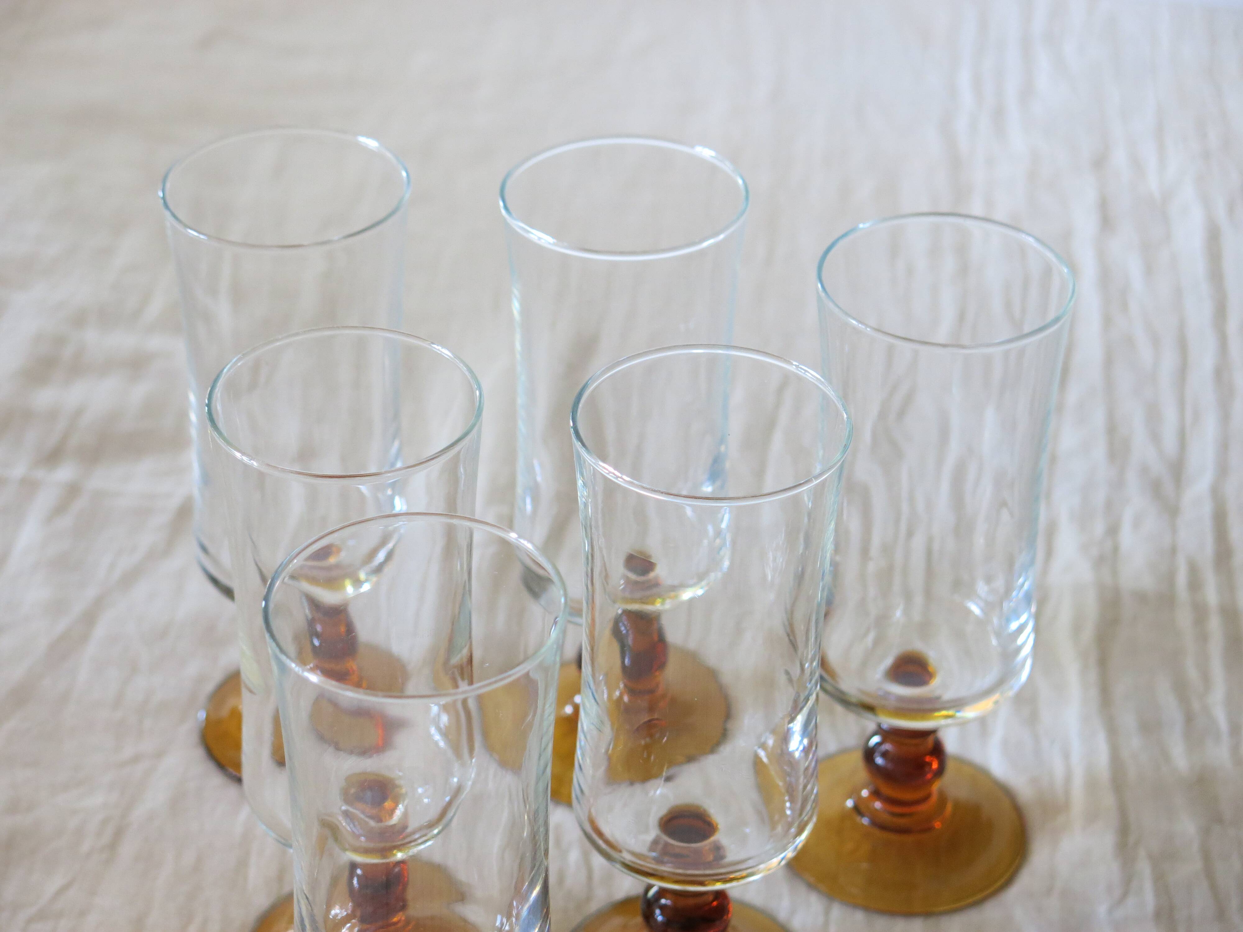 6 vintage brown footed champagne flutes in very good condition