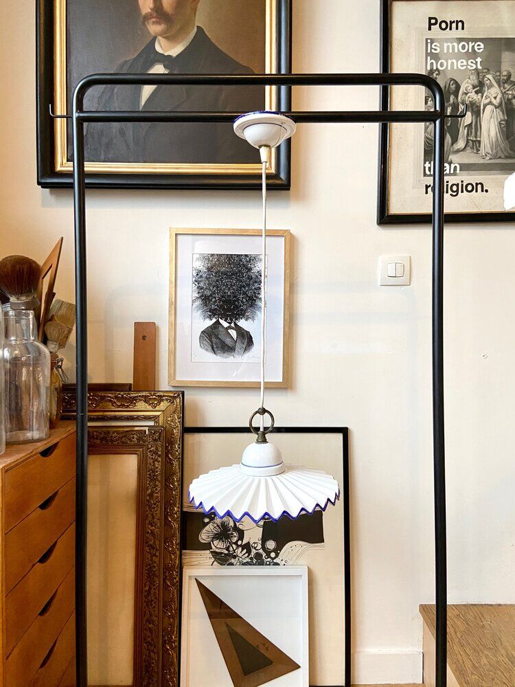 Porcelain suspension