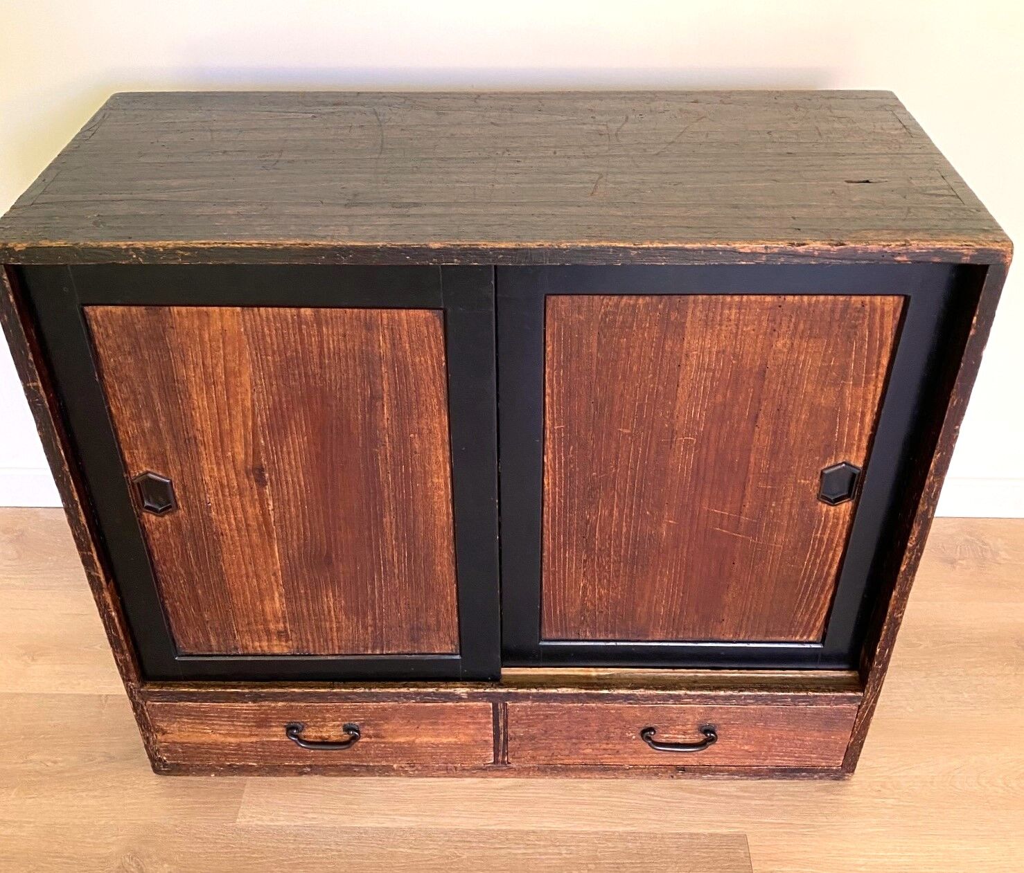 Commode japonaise