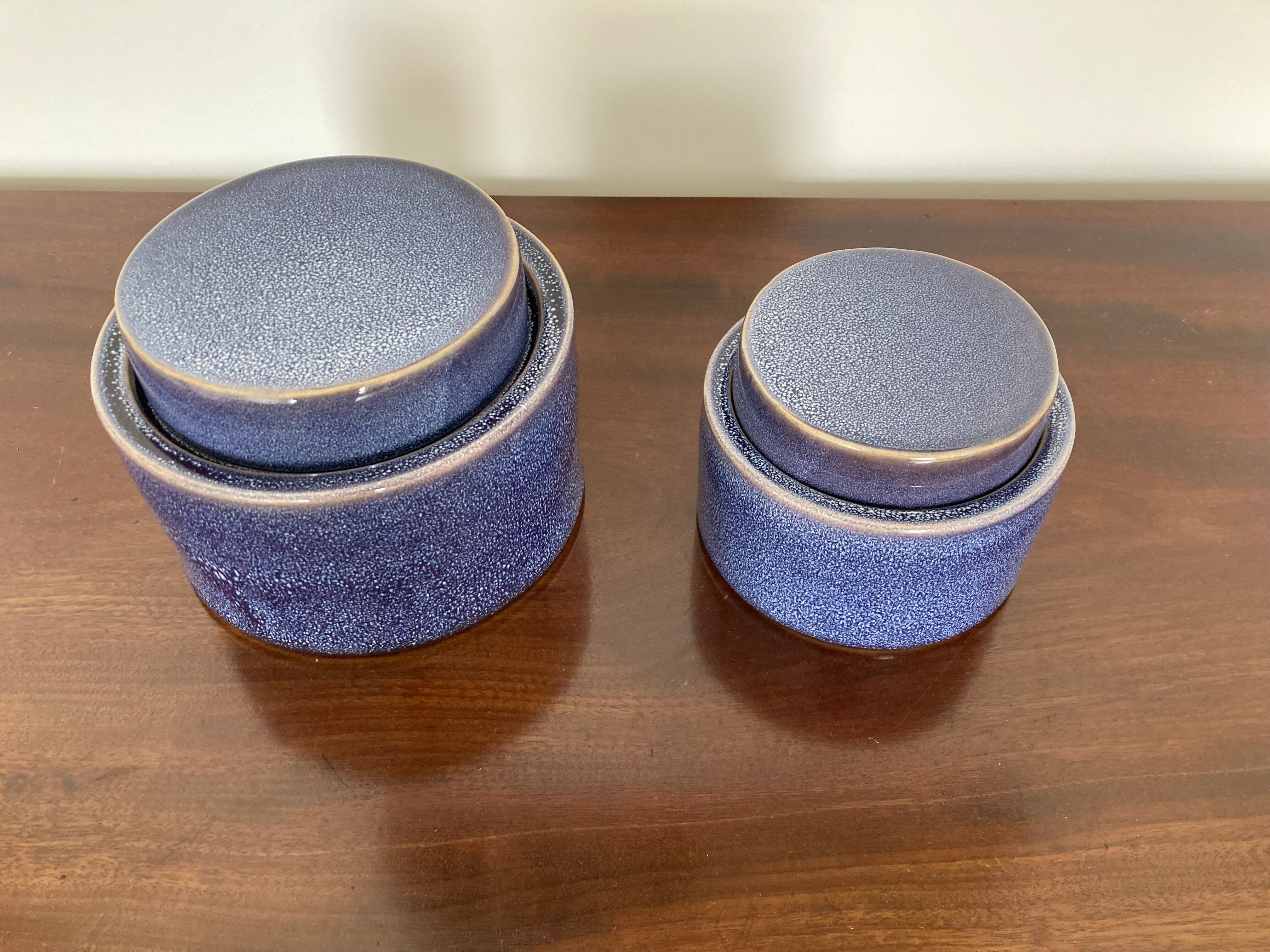 Chinese style ceramic pots