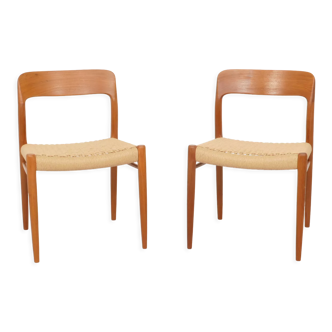 Paire de chaises modèle 74 de Niels Otto Moller, 50/60