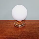 Lampe de table en bois et opaline blanche, années 60