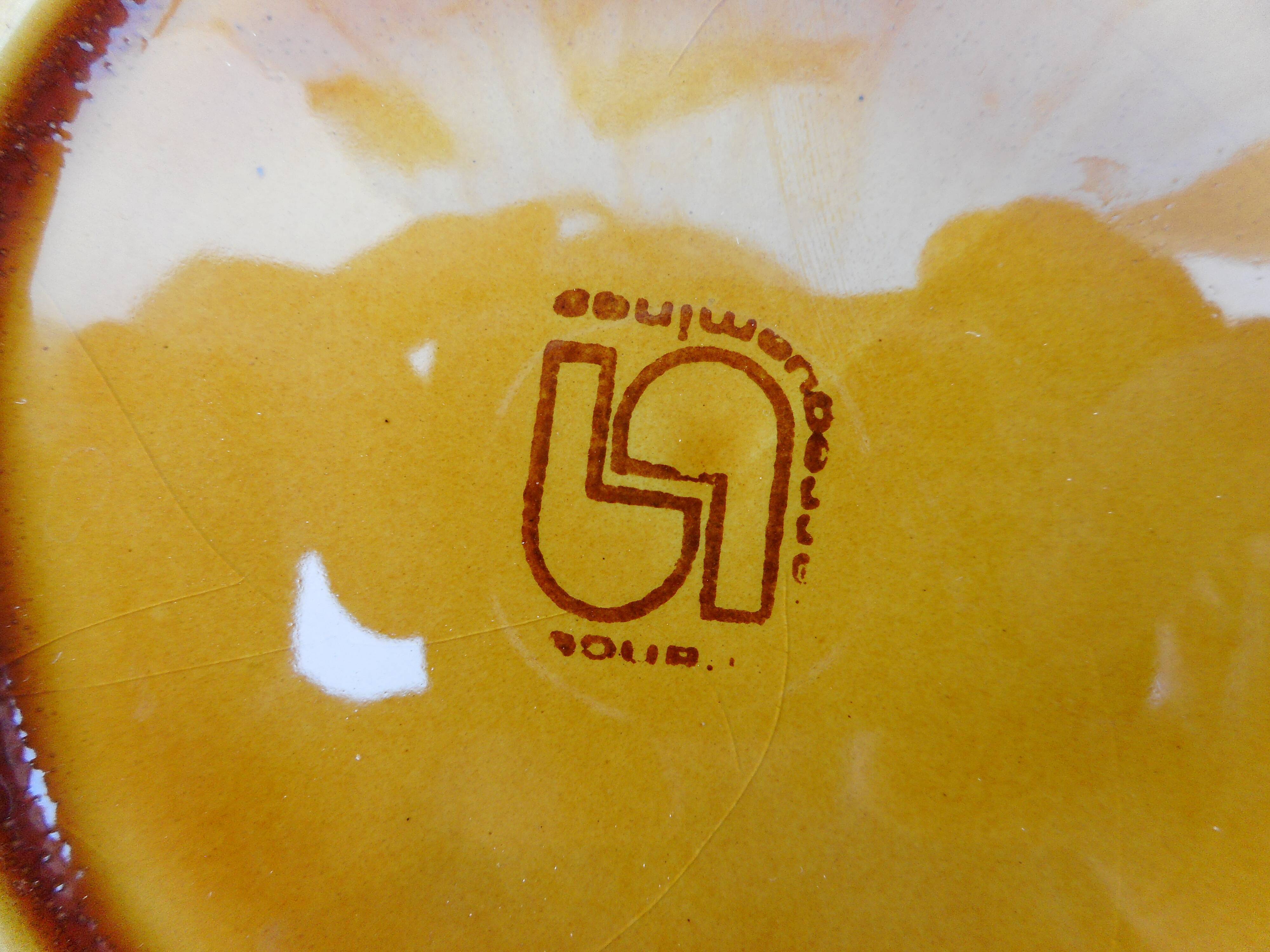 Five plates dessert in dabbling