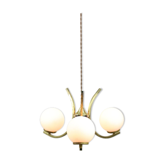 Lustre mid-century en laiton et opaline, italie