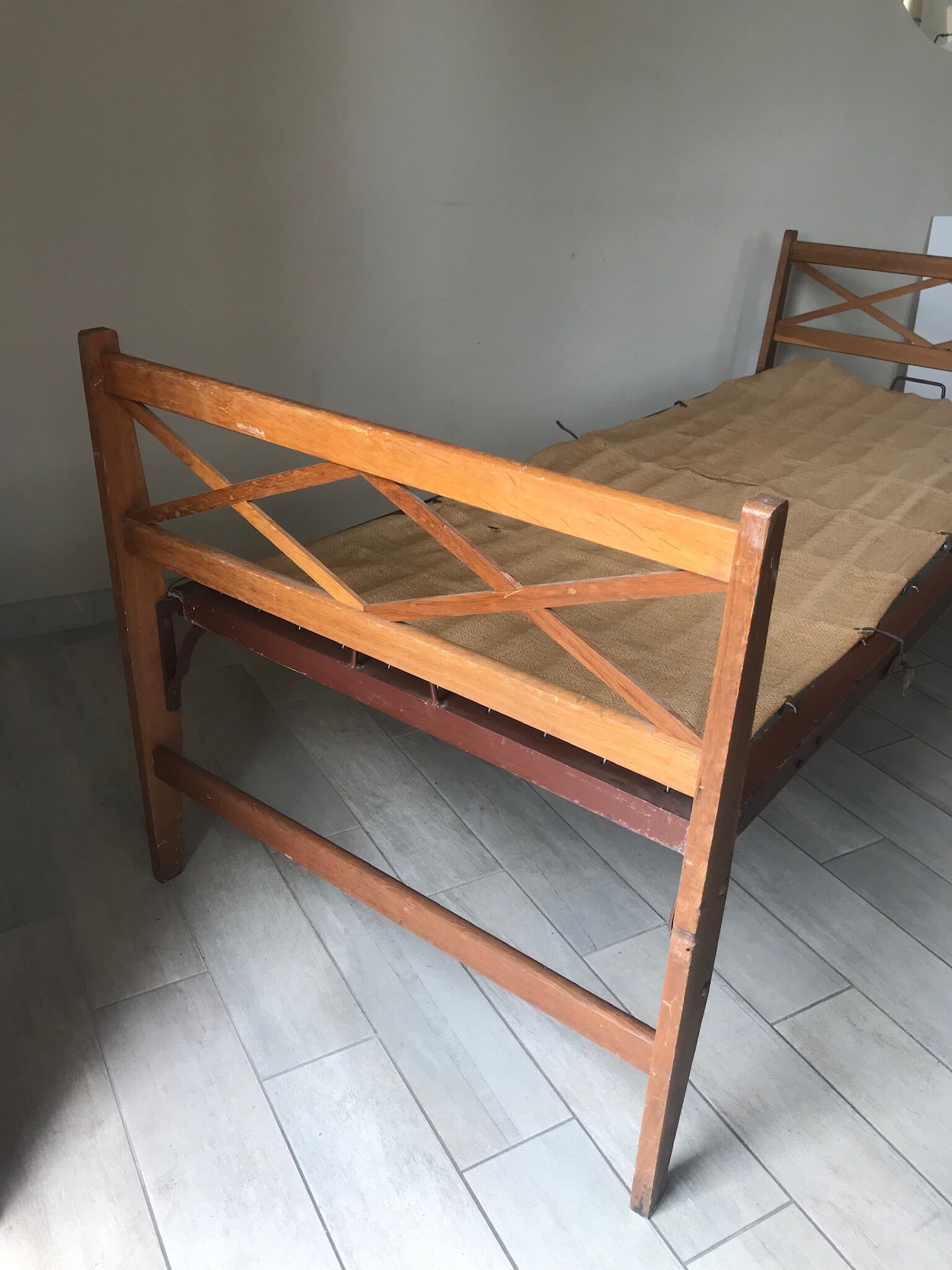 Wood bed Day bed vintage 50s 60s braces