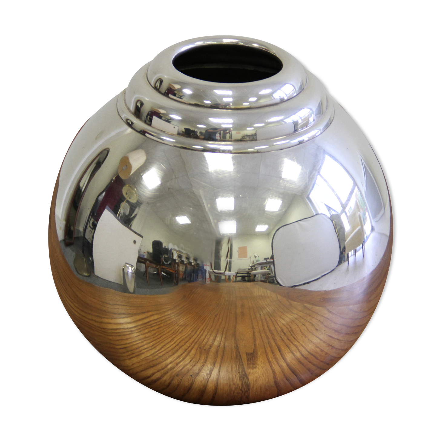 Vase Art decoration in silver metal by Luc Lanel, circa 1925