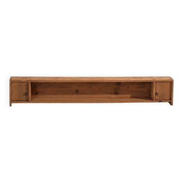 Old pine wood buffet – China, circa 1930