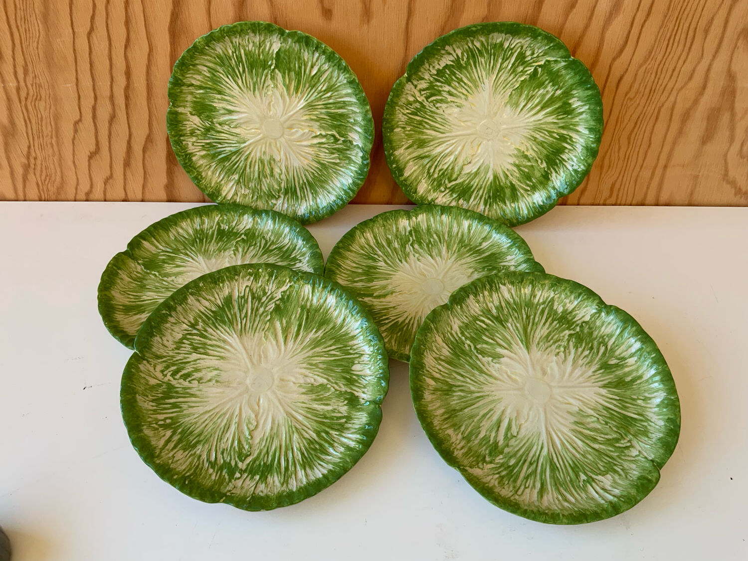 Assiettes en barbotine