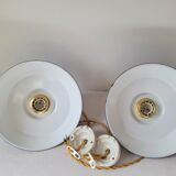 Duo of suspensions in enamelled sheet metal