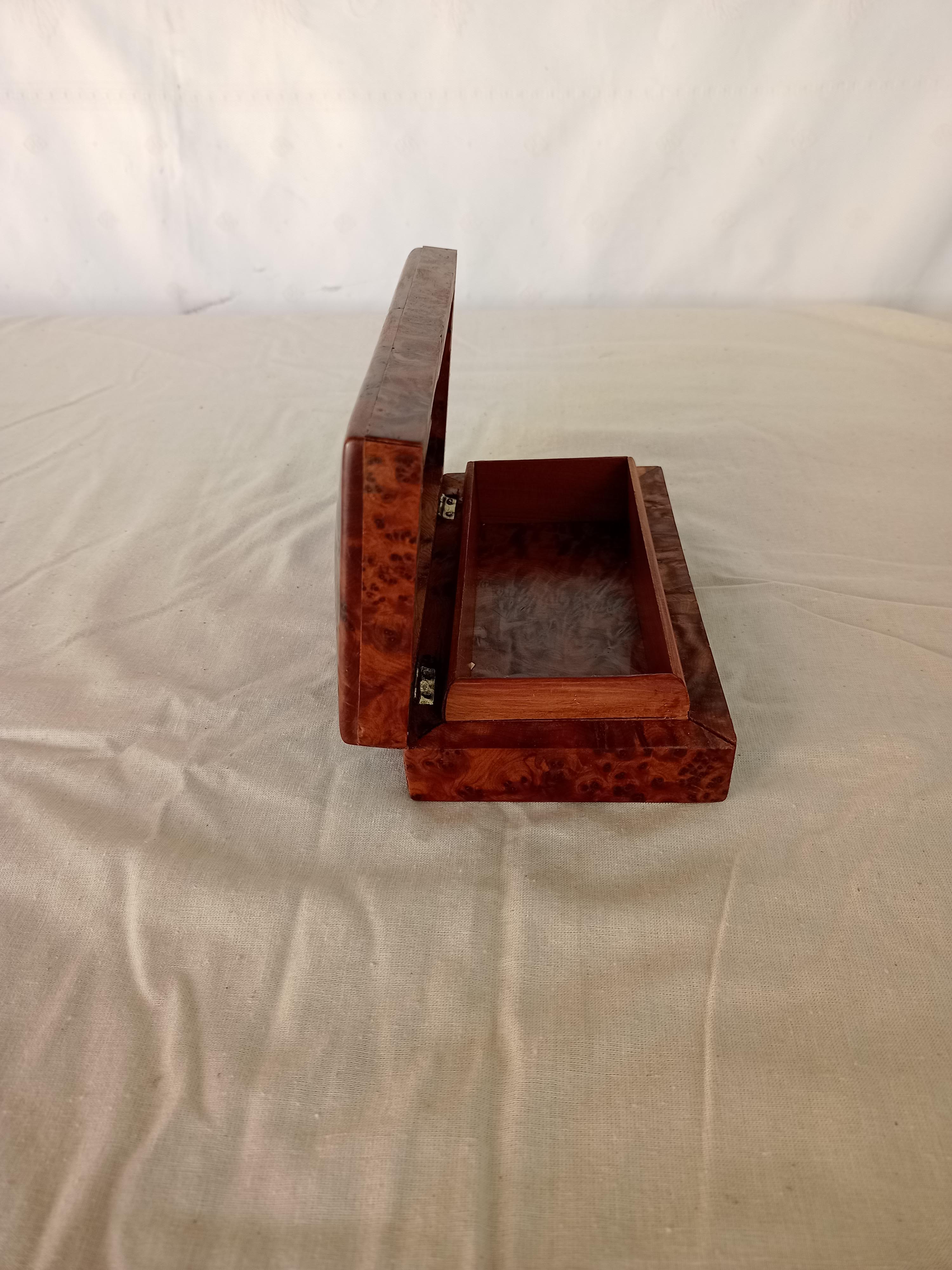 Solid cedar magnifying glass box