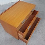 Commode par Stag, conçu par John et Sylvia Reid