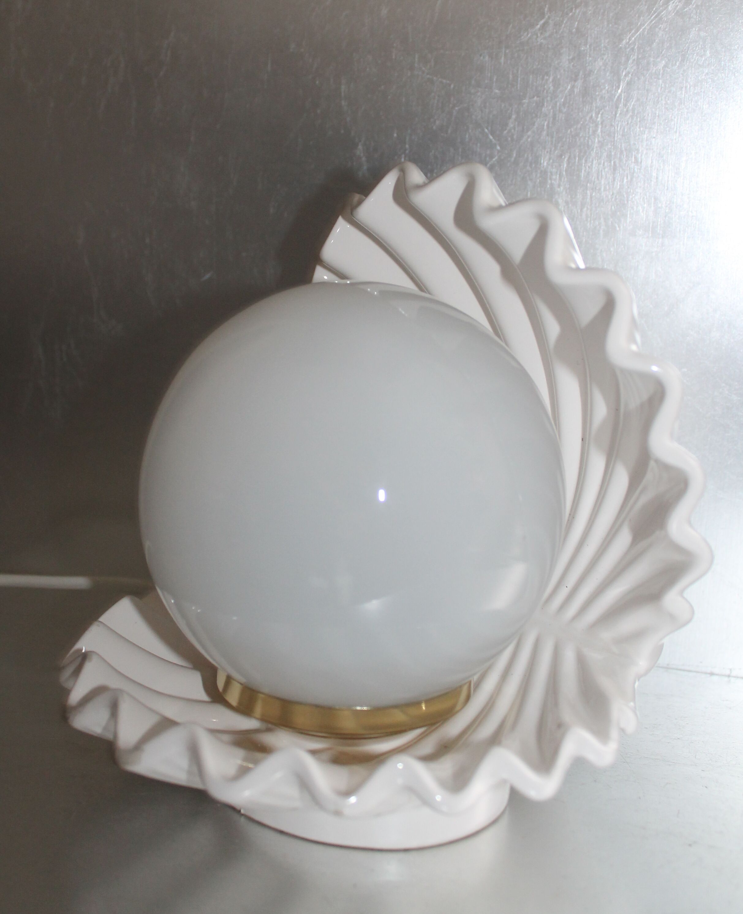 Vintage shell lamp 1980