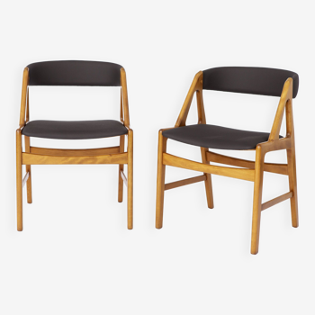 2 Vintage Chairs by Henning Kjaernulf, Denmark 1960s