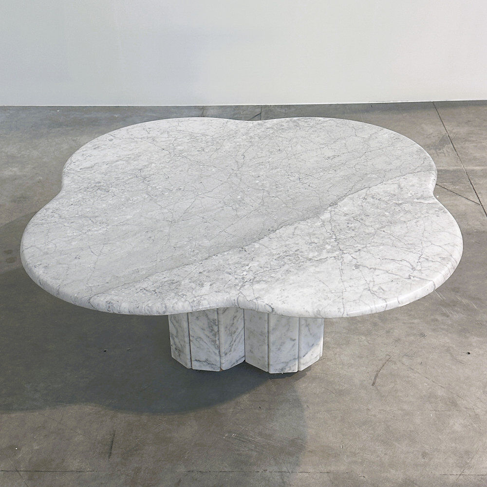 Italian postmodern scalloped Carrara marble coffee table, 1980s