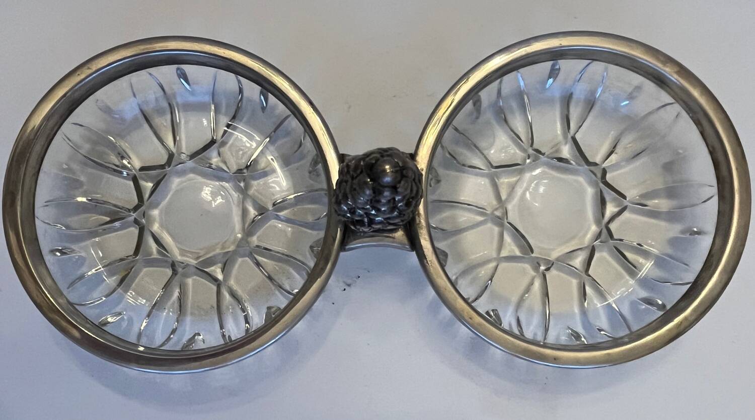 Glass server and silver metal frame