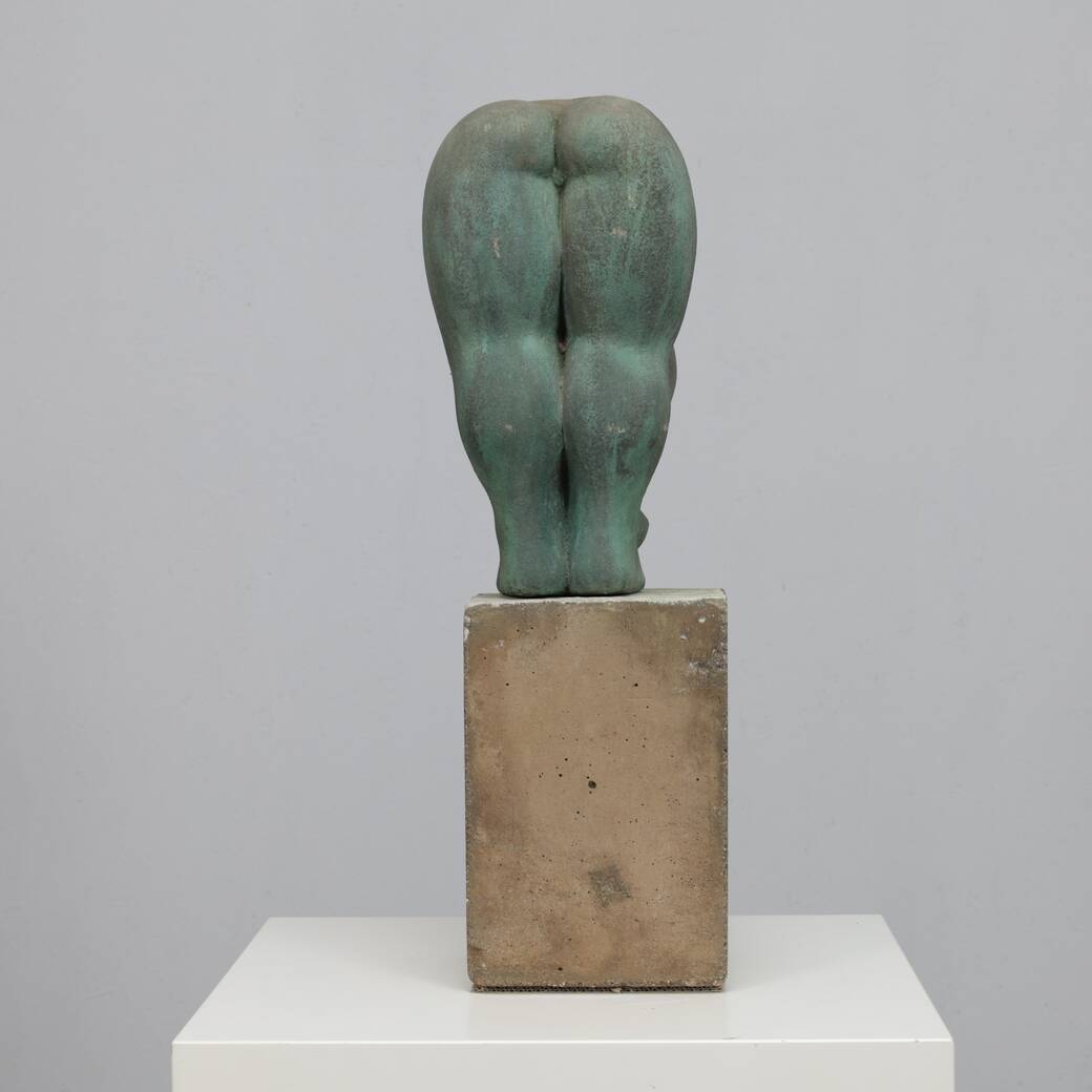 Figurative female sculpture by Francine Govers, 1990s