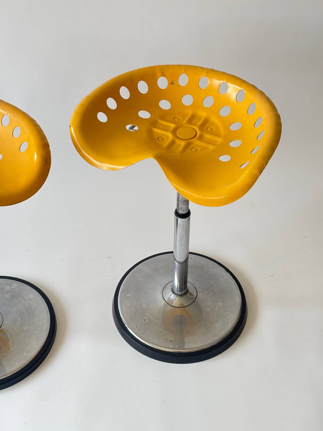 Tabourets Faucheuse par Étienne Fermigier pour Mirima 1970