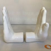 Pair of O-hand bookends