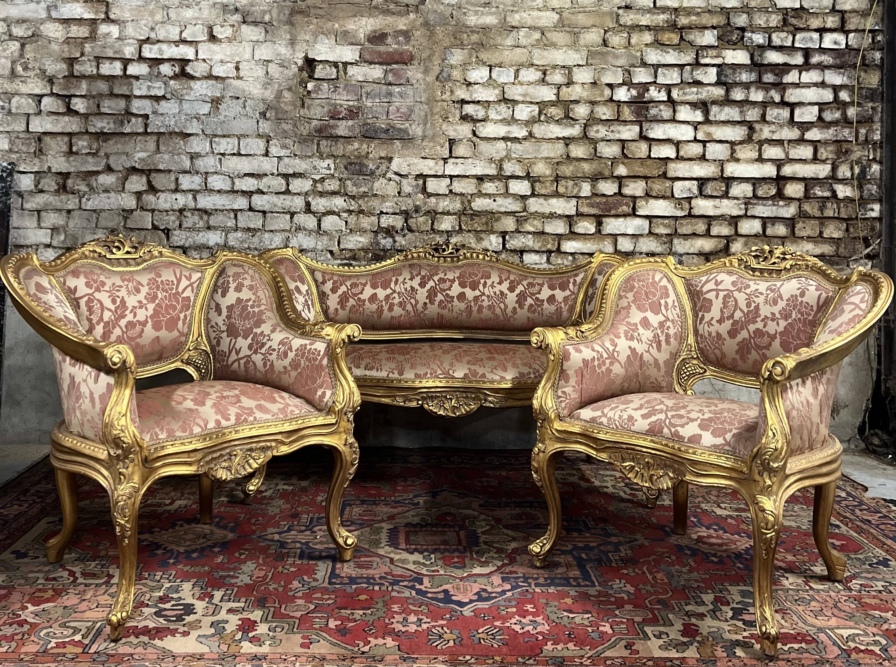 Salon En Bois Doré De Style Louis XV