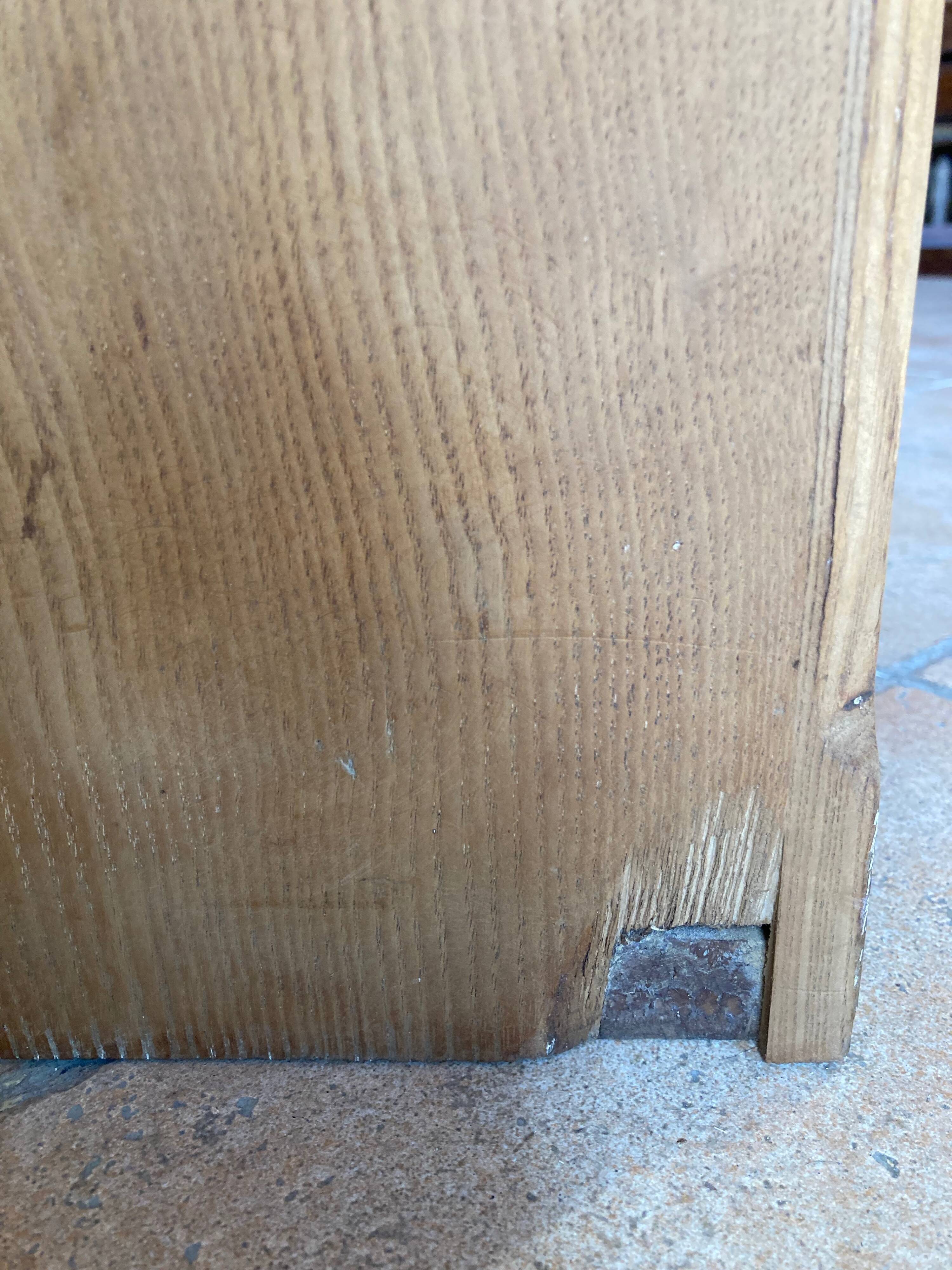 Old solid wood 5-drawer chest of drawers
