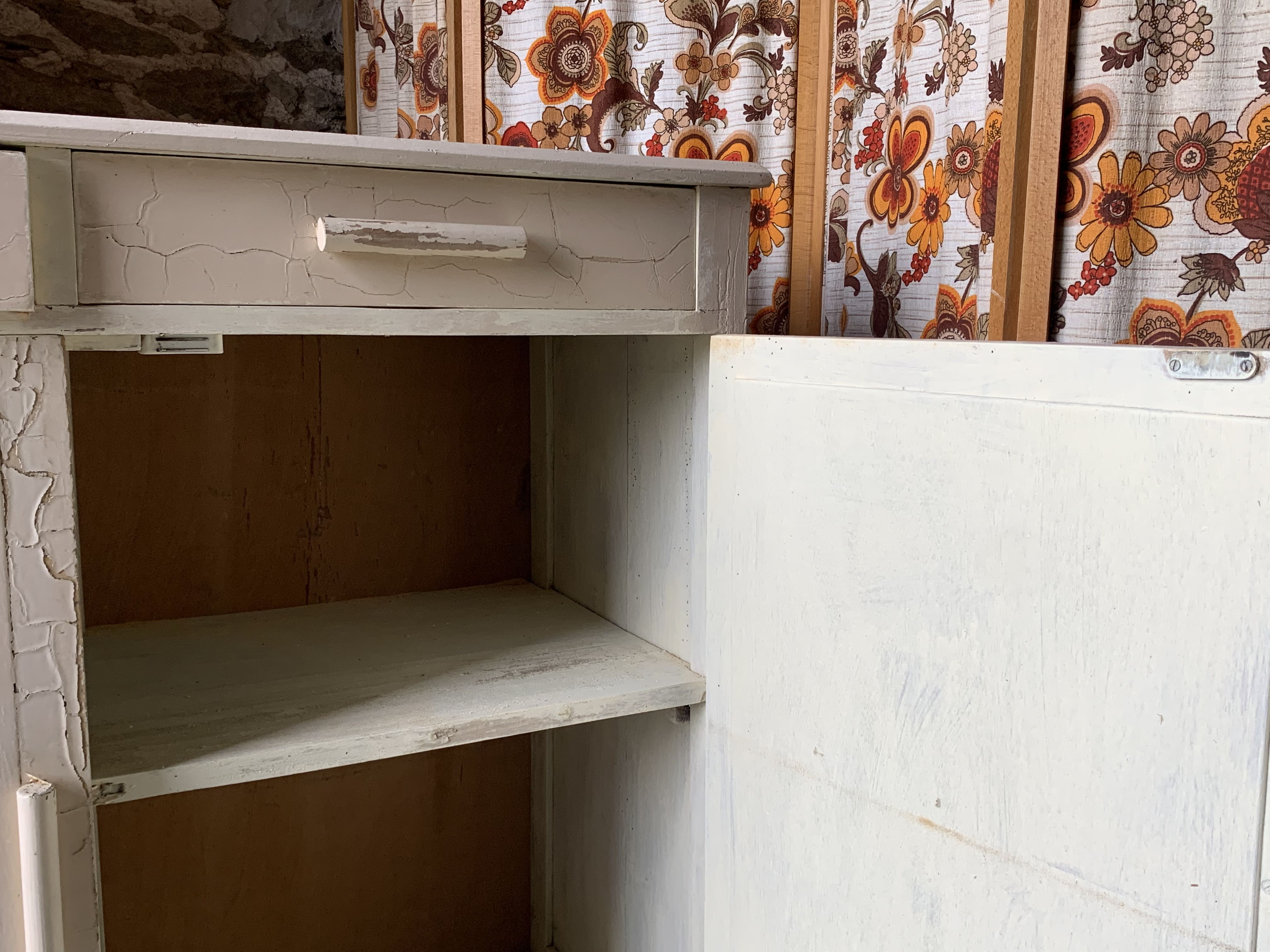 Buffet with elephant feet