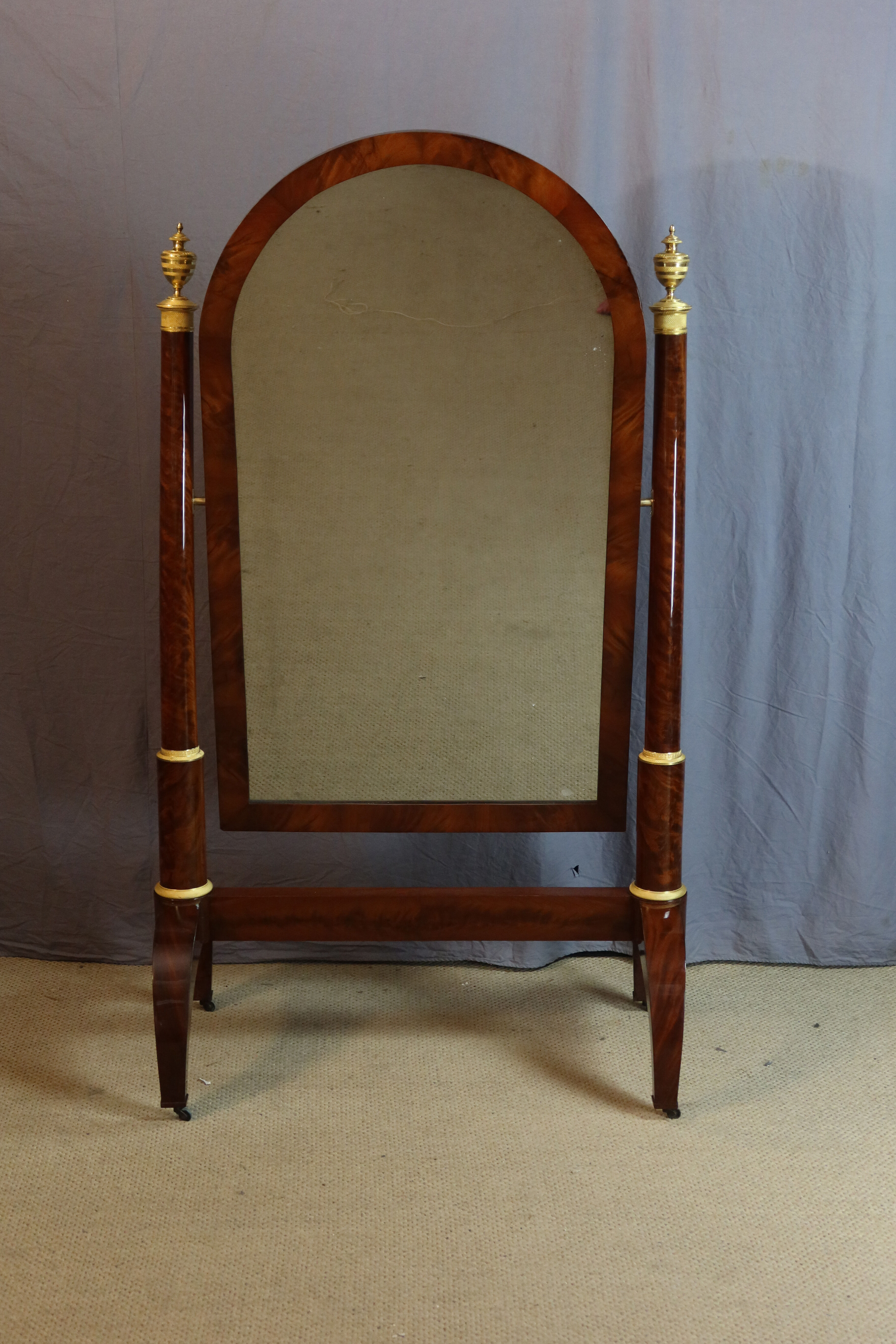 dressing mirror