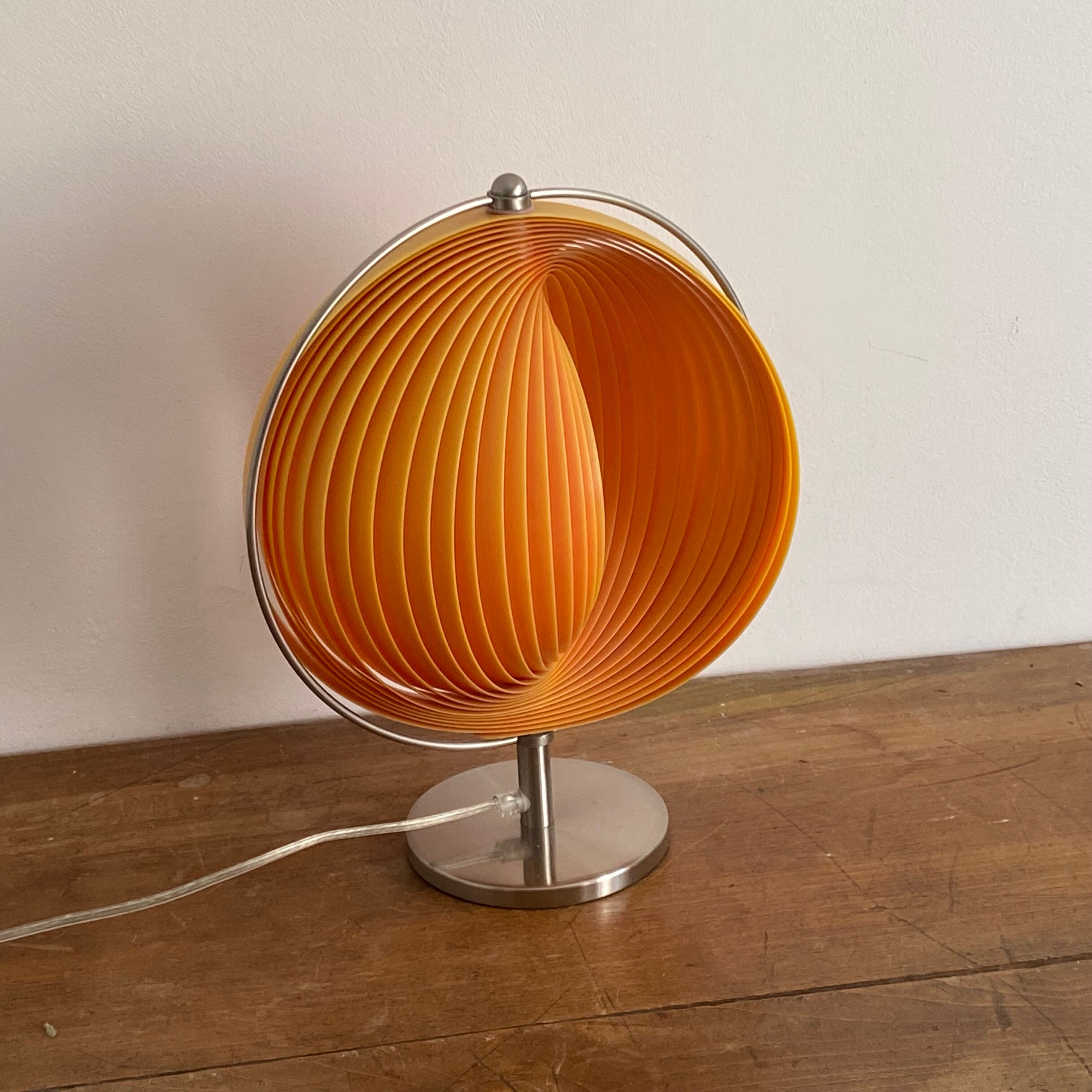 Lampe Moon réédition par Kare, 1980