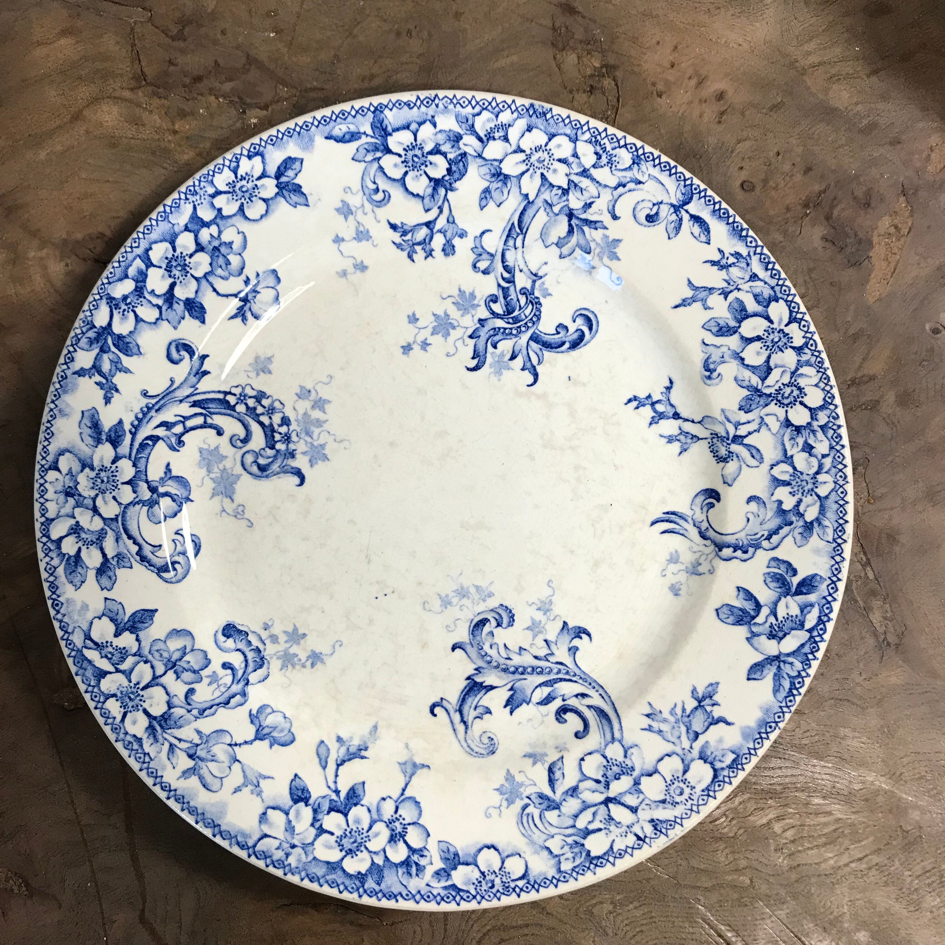 6 flat plates iron earth XIXth Choisy the king