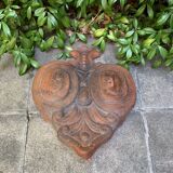 Large ridge pediment