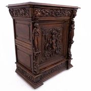 Commode sculptée, France, vers 1840.