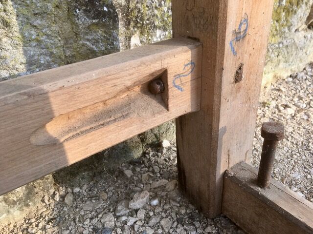 Solid wood carver's workbench