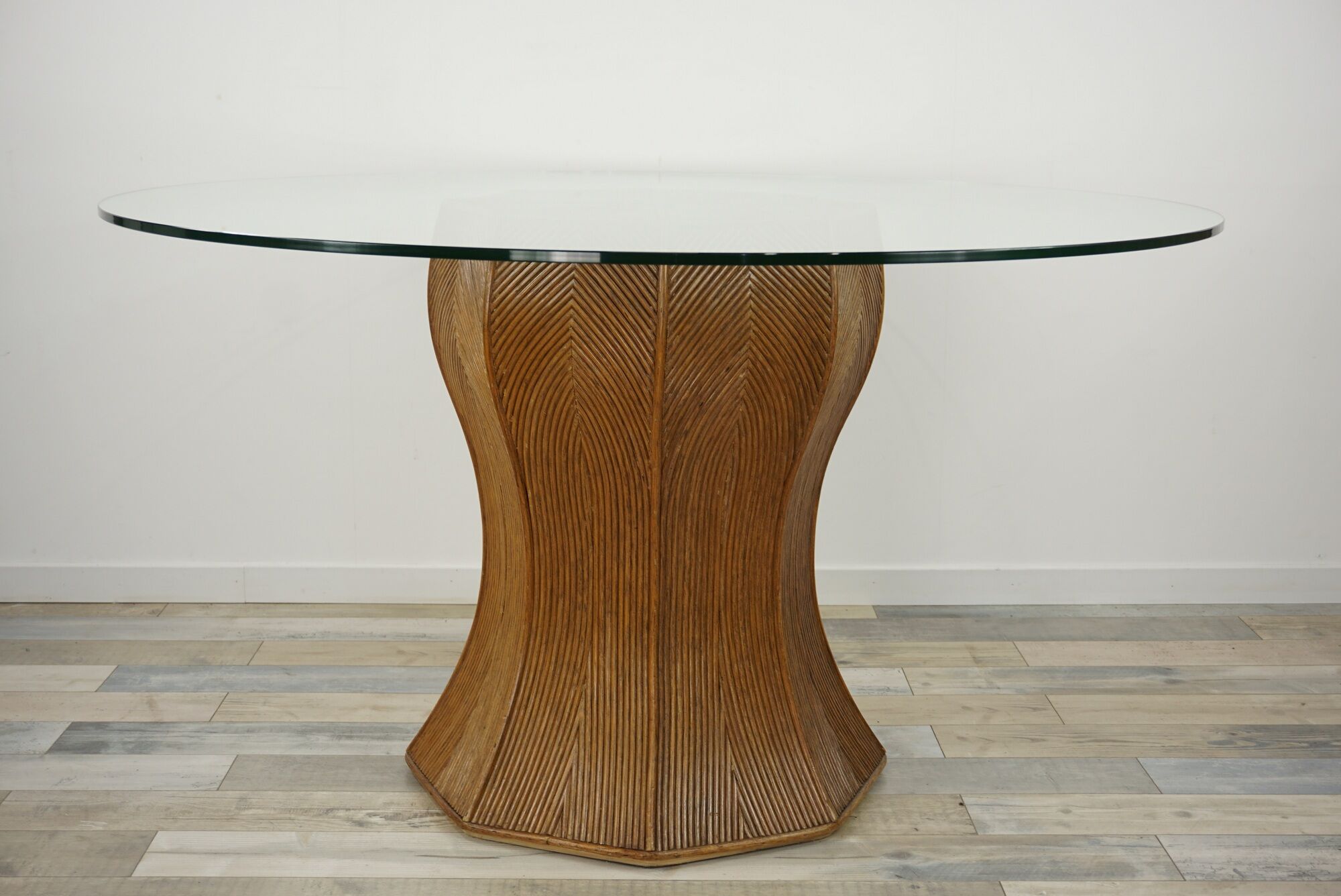 Italian design dining table from the 60/70