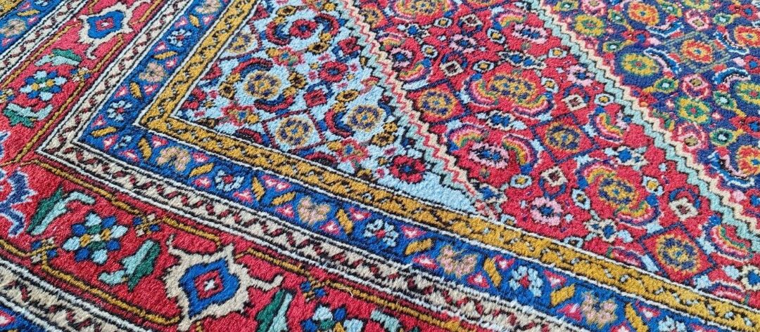 Persian carpet, from the East, Meskin