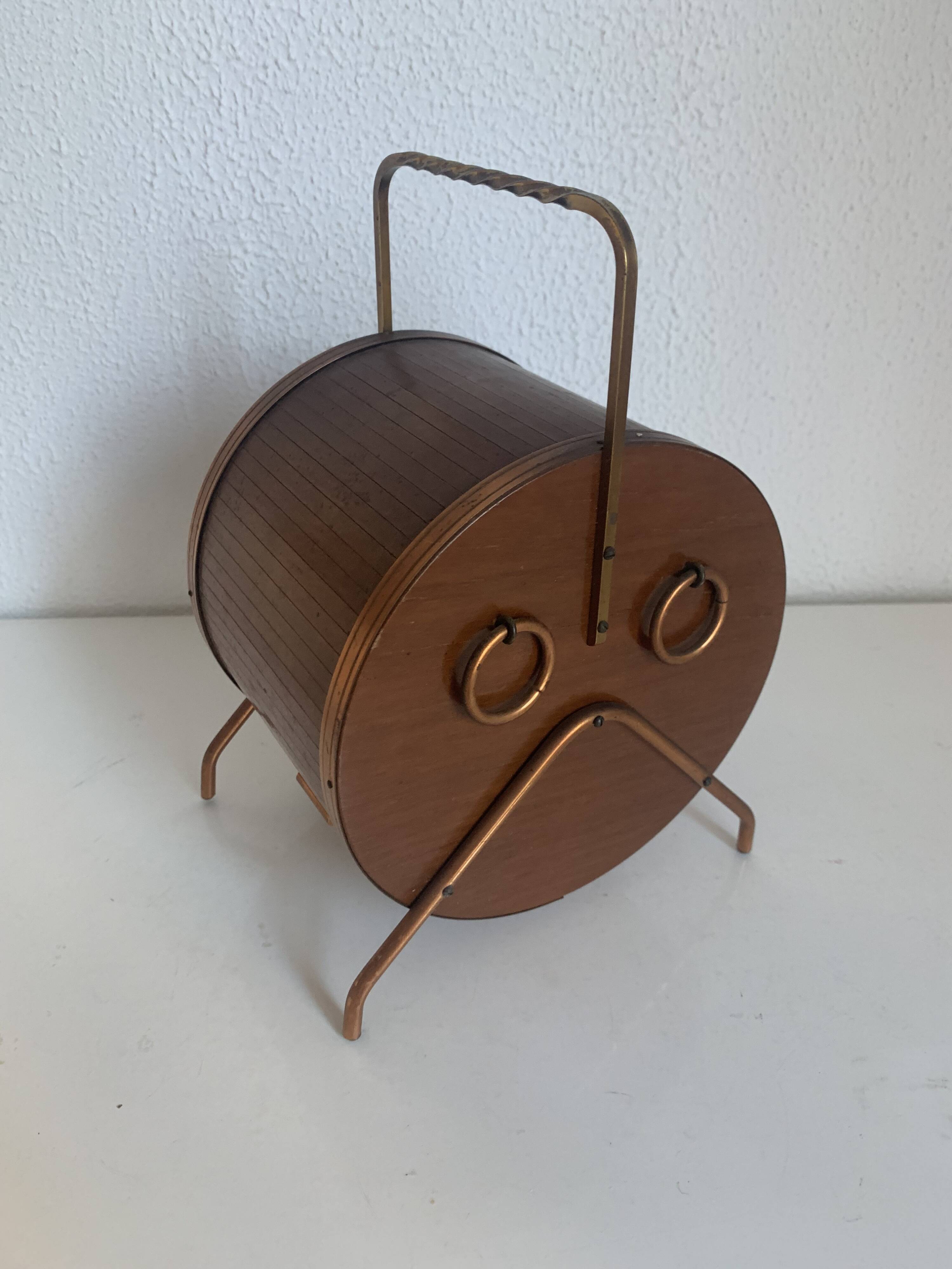 Vintage 1960s tobacco jar, snuffbox, barrel-shaped pipe/wine pot - 25 x 14 cm