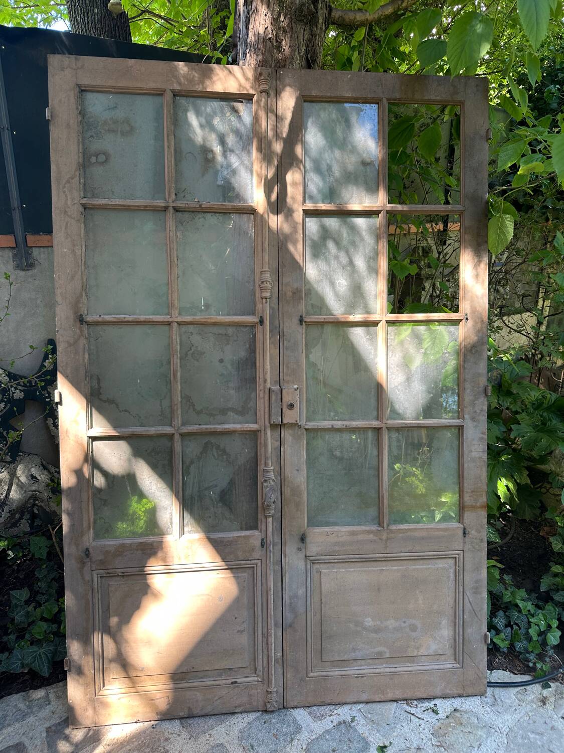 Double-leaf interior French doors