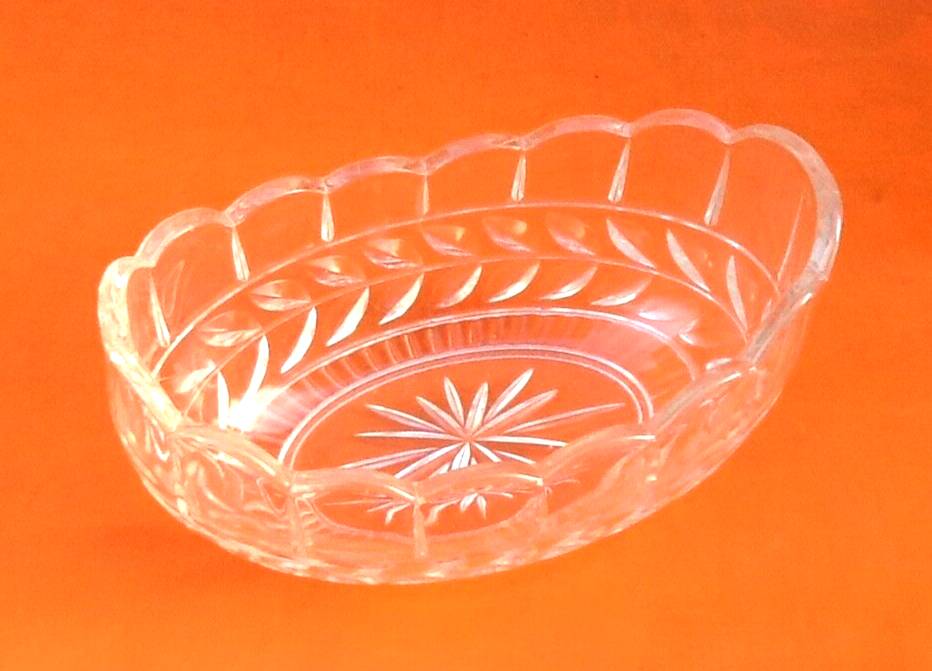 1950s cup / fruit basket in the style of the jonzac model from baccarat