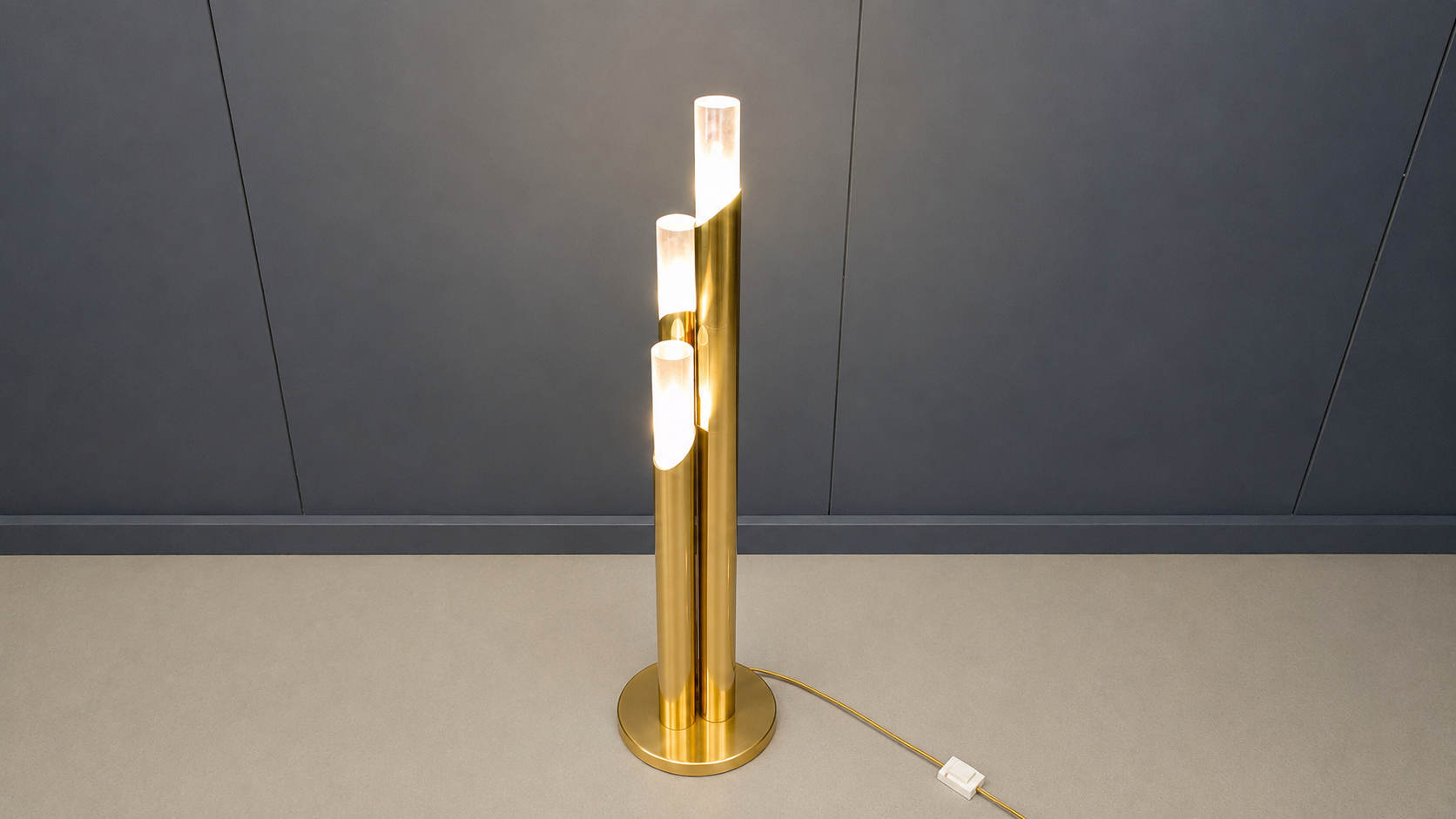Lampadaire en laiton vintage et en verre de Murano, années 1970