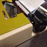 Typewriter LJ 315 Olive Green