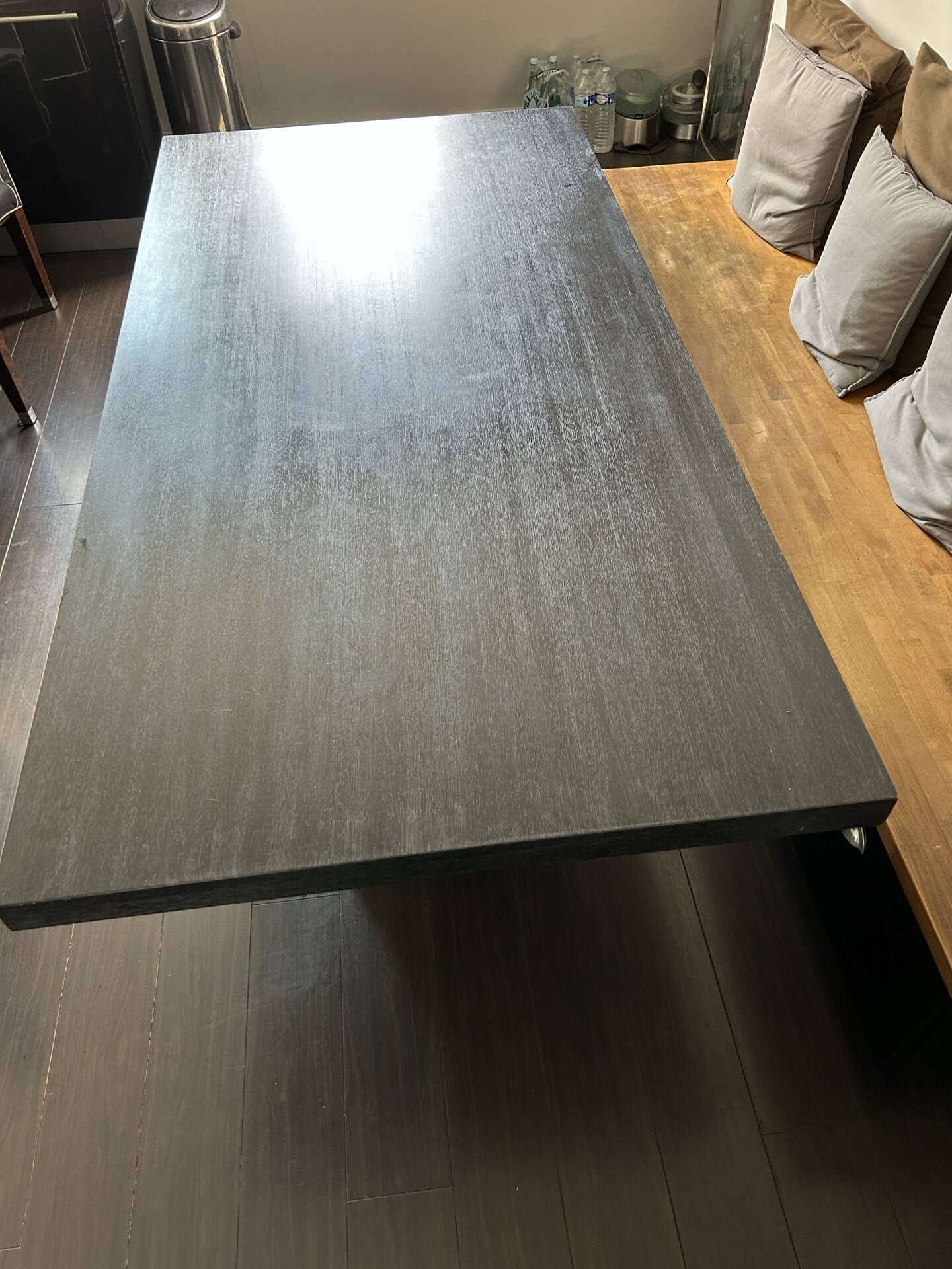 Table à manger Armani Casa - ginza- chêne noirci - 210x105cm