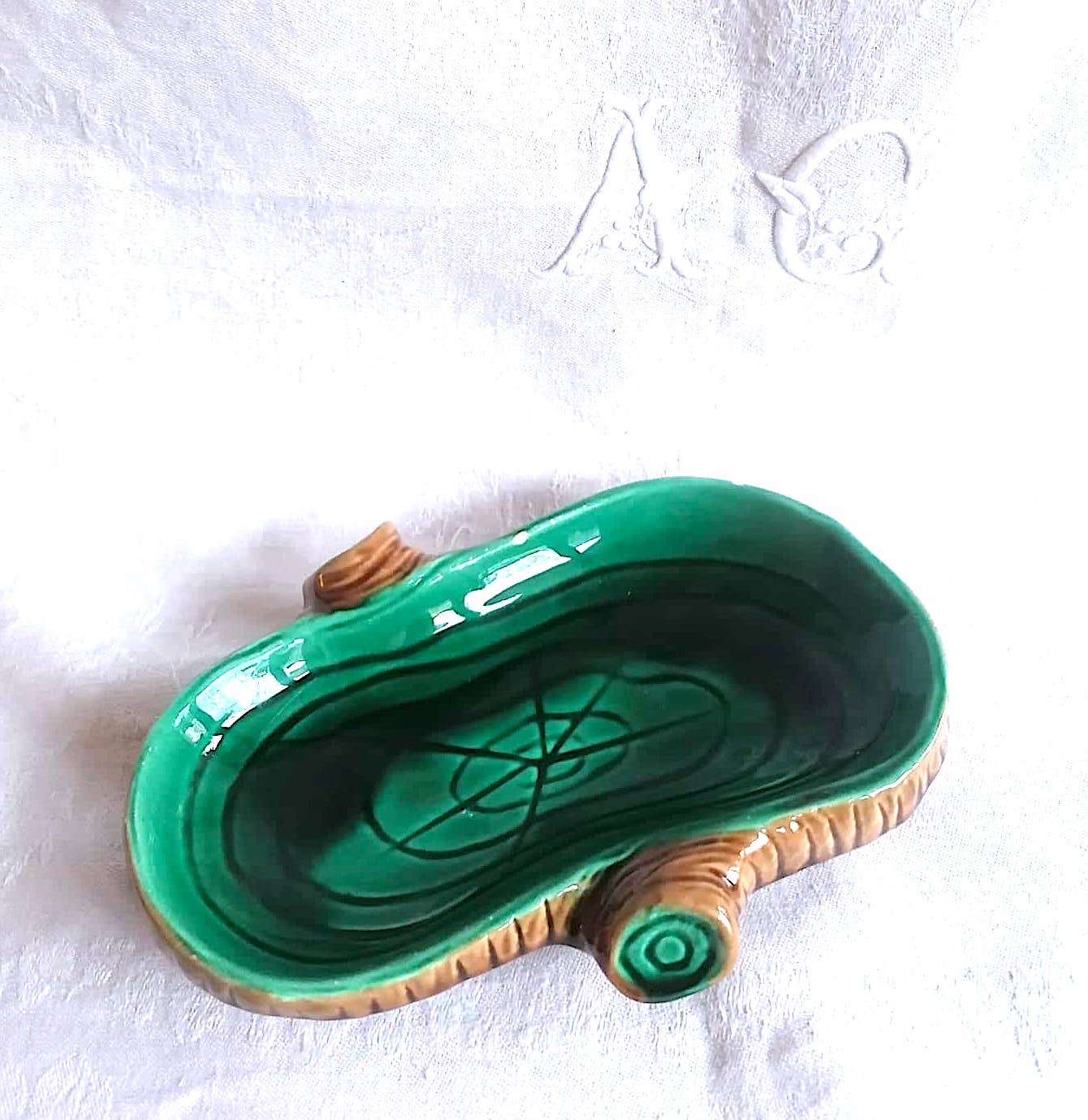 Empty pocket or butter maker A. Ferlay Vallauris 1960s dabbling