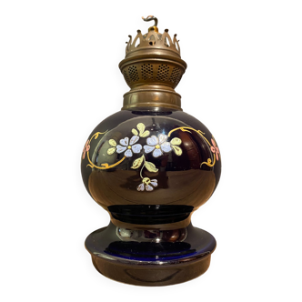 Lampe en faïence à décor floral d'époque XIXe