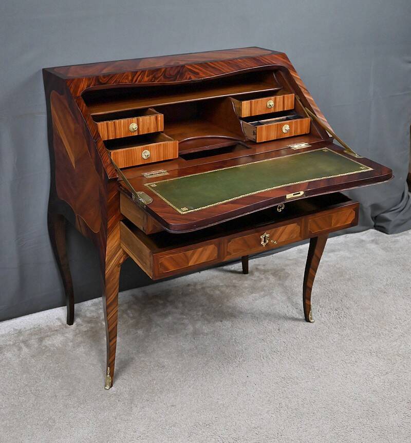 Slope desk in rosewood and rosewood marquetry, Louis XV – XVIII century