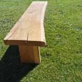 Old brutalist art bench, in natural raw oak