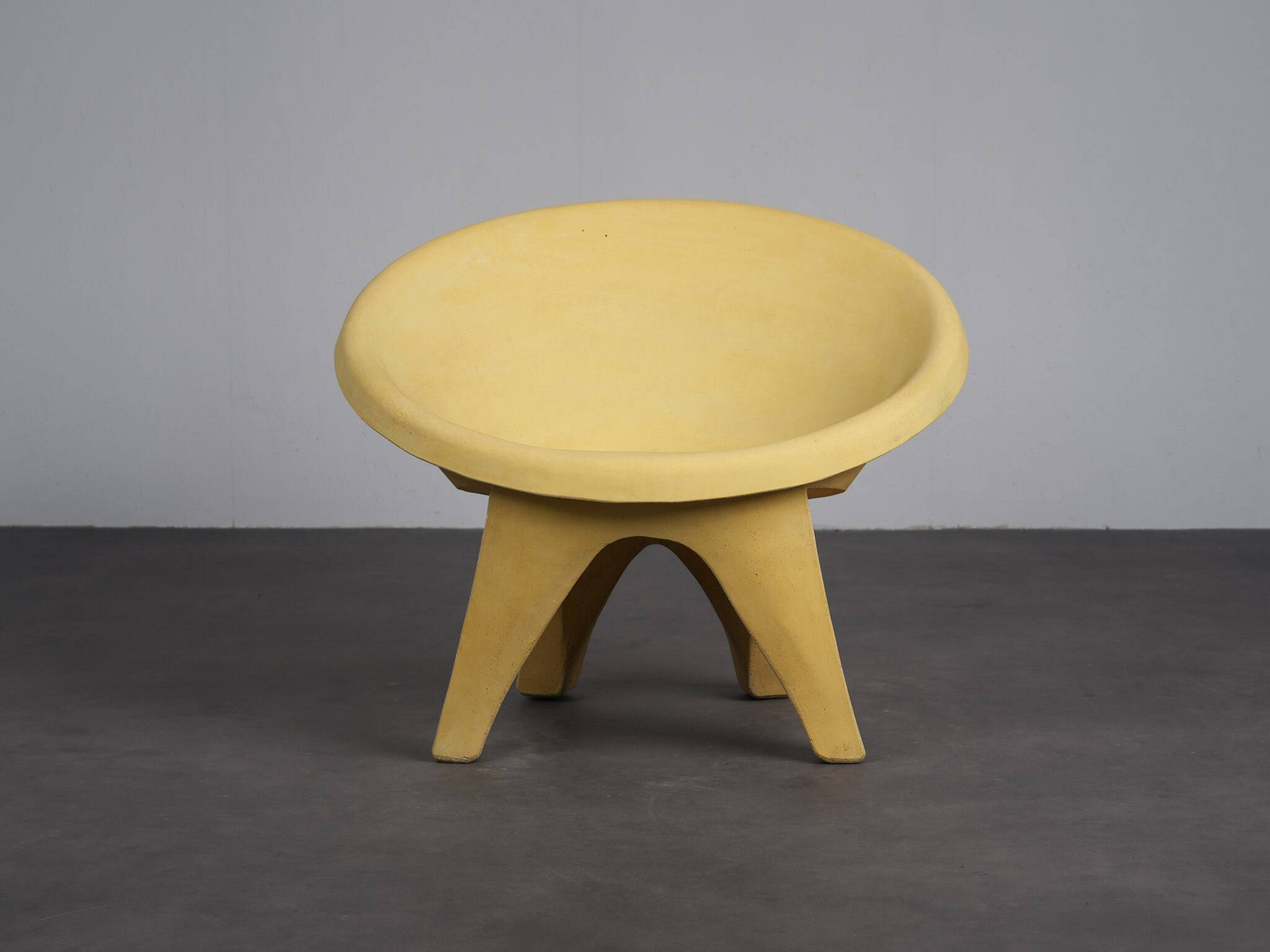 Rare pair of sculptural concrete lounge chairs, Italy, 1960s